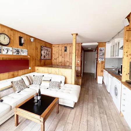 Dernier Etage Avec Vue Sur Les Montagnes Emplacement Exceptionnel Au Coeur De Aux Pieds Prestations Incluses Val Thorens