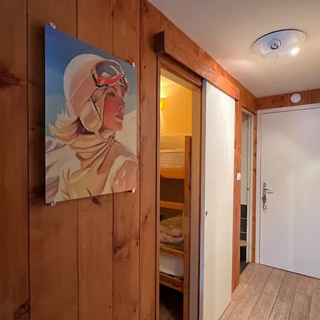 Lejlighed Dernier Etage Avec Vue Sur Les Montagnes Emplacement Exceptionnel Au Coeur De Aux Pieds Prestations Incluses