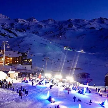 Dernier Etage Avec Vue Sur Les Montagnes Emplacement Exceptionnel Au Coeur De Aux Pieds Prestations Incluses Lejlighed